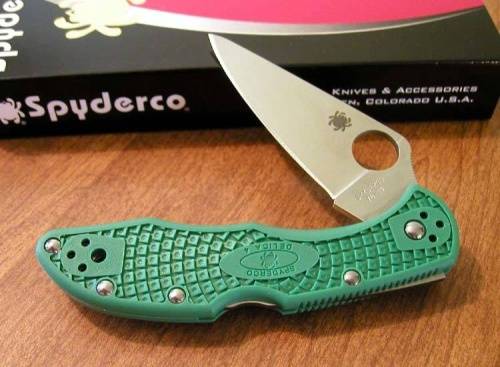 5891 Spyderco Delica 4 Flat Ground - 11FPGR фото 8