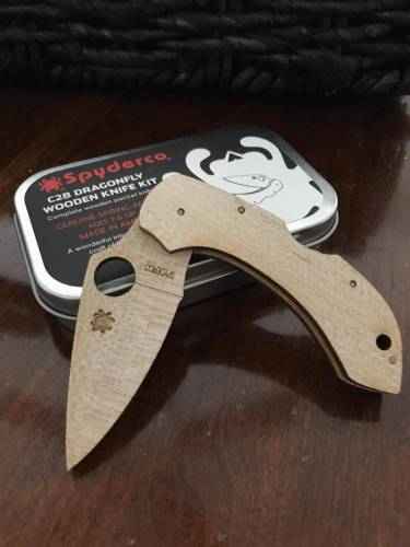 122 Spyderco Сувенирный (дерево) Dragonfly Wooden Kit фото 18