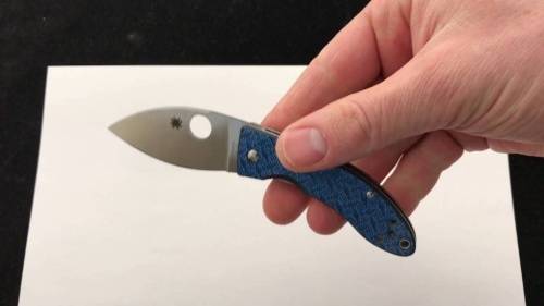 5891 Spyderco Lil' Lum Blue Nishijin - 205GFBLP фото 10