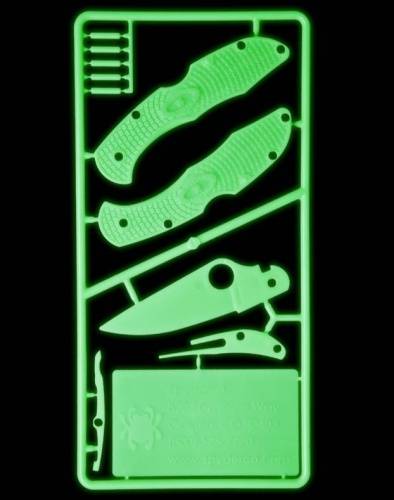 122 Spyderco Пластиковый нож-конструктор Delica 4 Glow in the Dark Plastic Kit фото 9